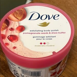 Dove Exfoliating  Body Polish- Pomegranate & Shea Butter